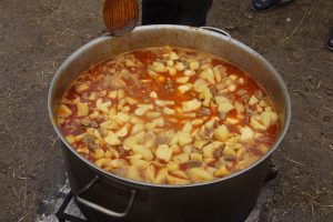 Comida Popular @ Plaza Mayor - Navalperal de Pinares